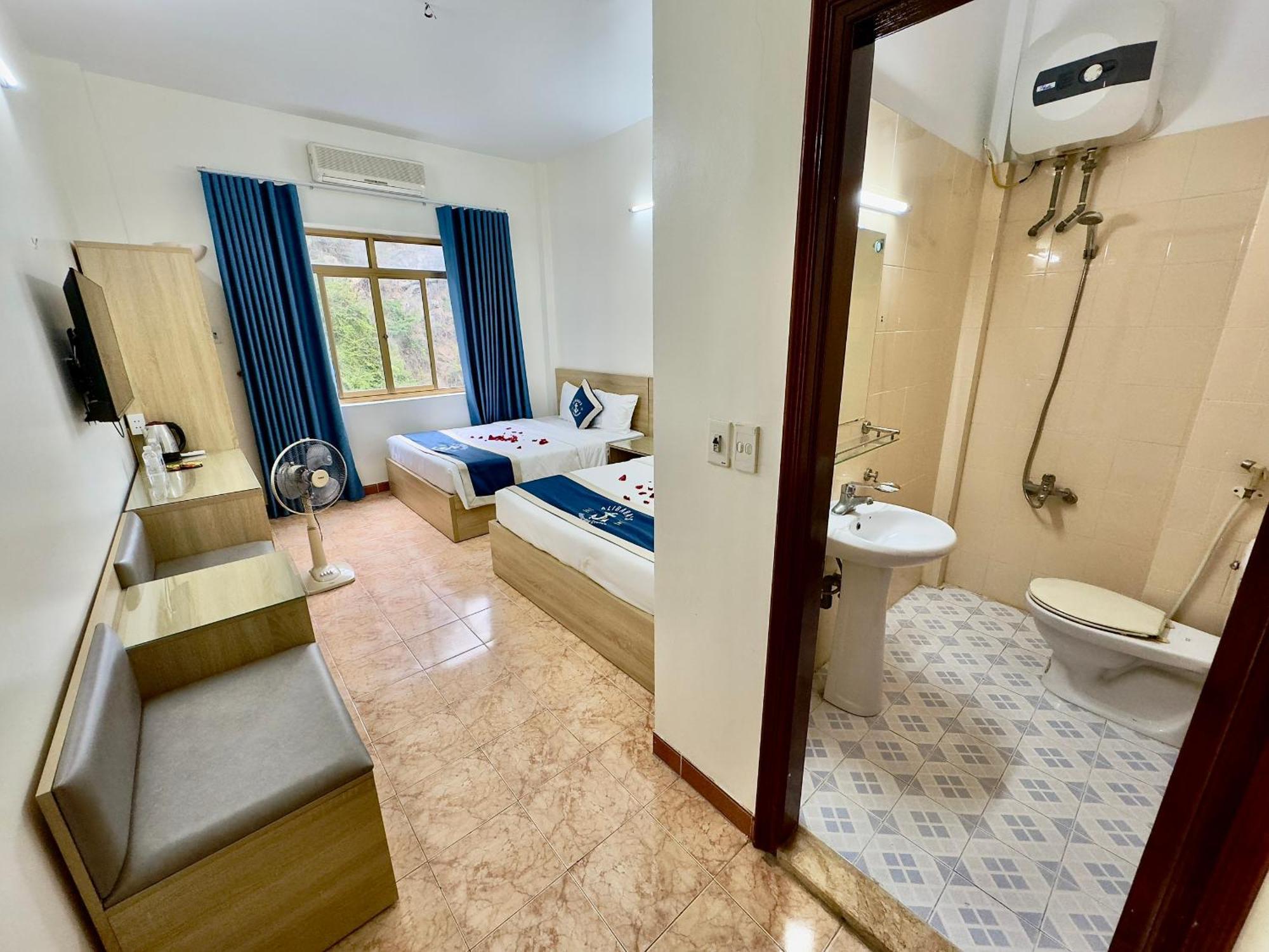 Cat Ba Plaza Hotel Dong Khe Sau Luaran gambar
