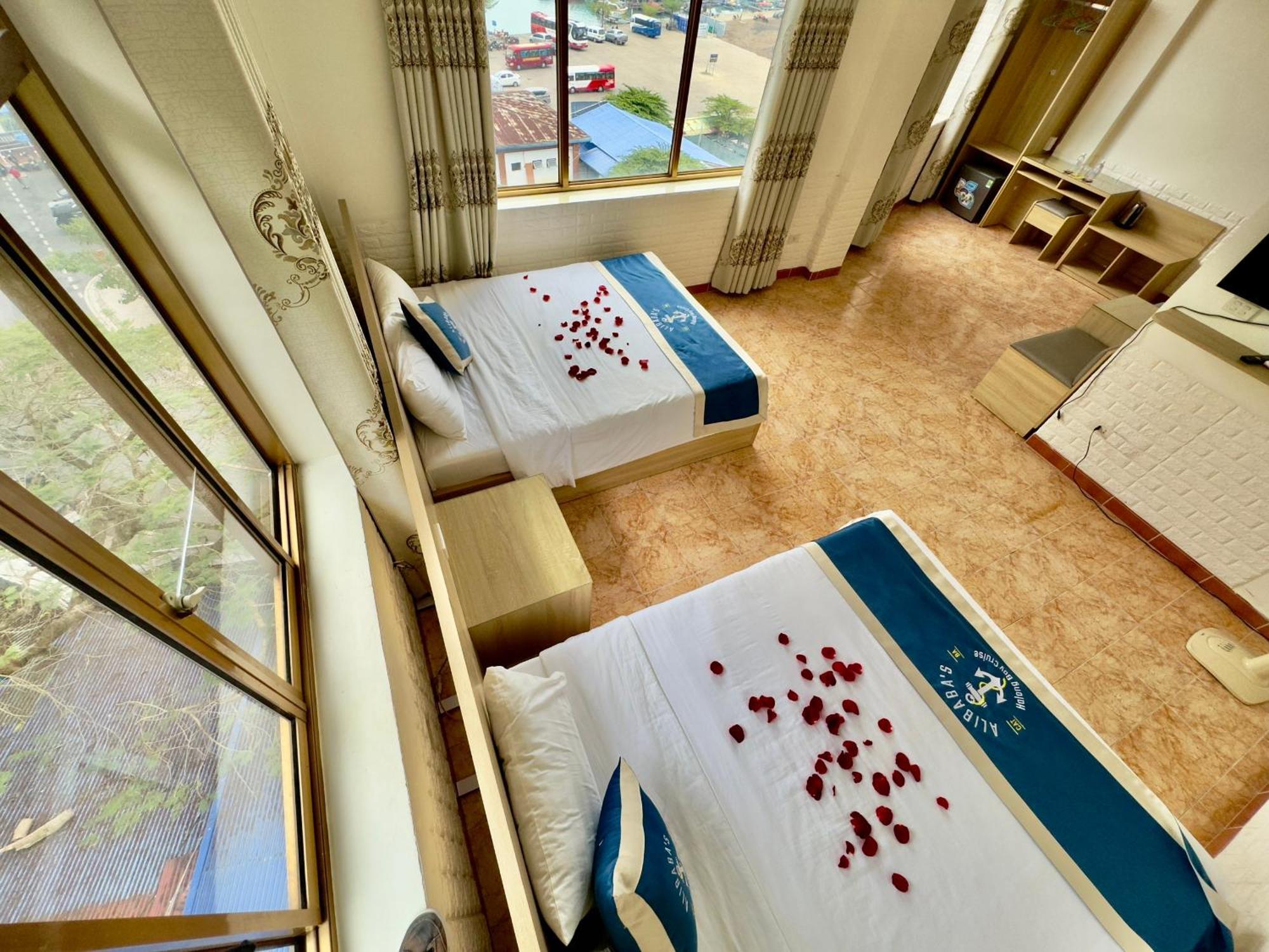Cat Ba Plaza Hotel Dong Khe Sau Luaran gambar