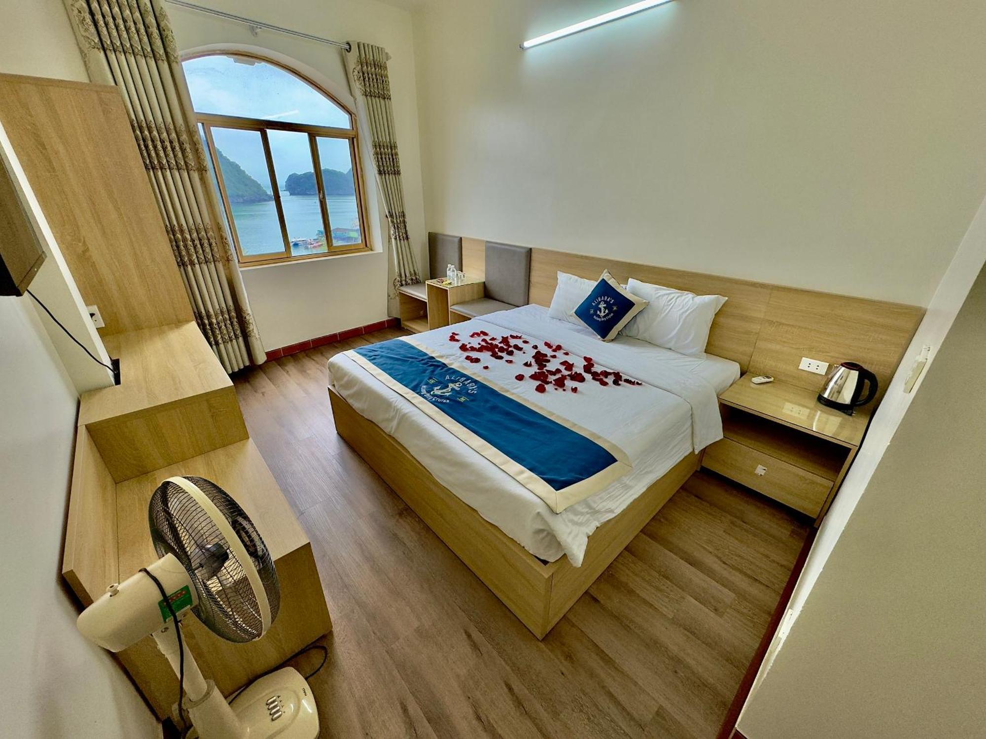 Cat Ba Plaza Hotel Dong Khe Sau Luaran gambar