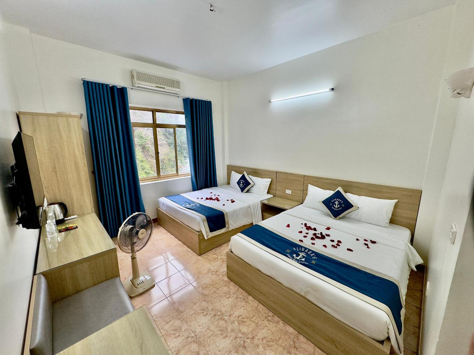 Cat Ba Plaza Hotel Dong Khe Sau Luaran gambar